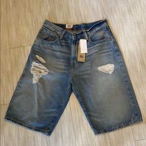 Levi’s 569 Loose Straight shorts (NEW)